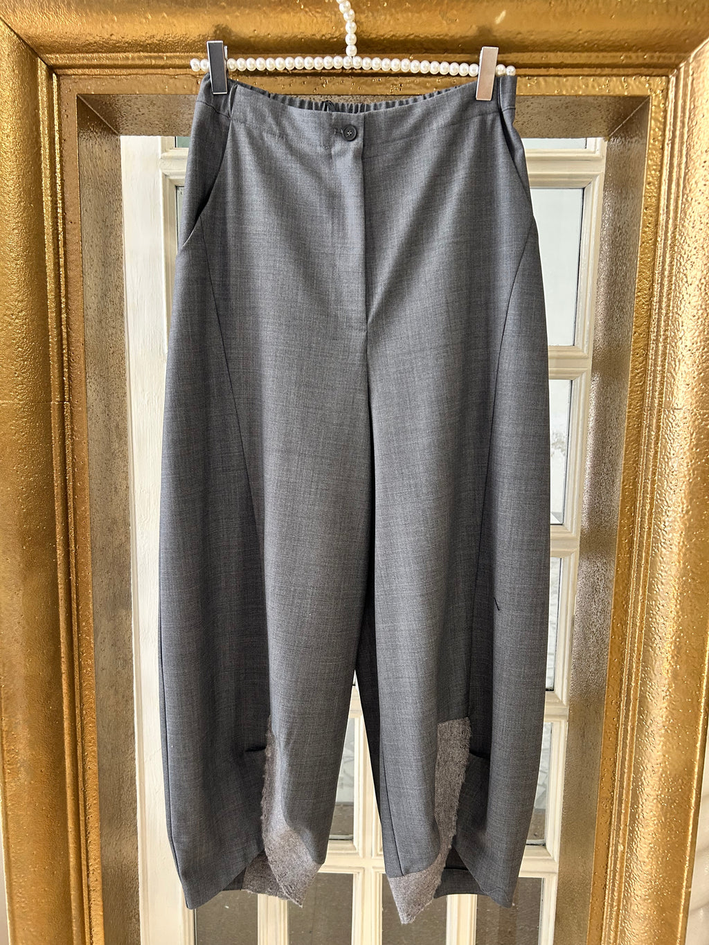 Pantalone Manesera