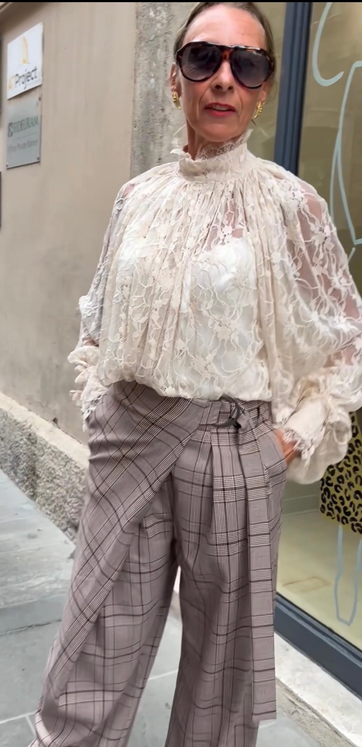 Blusa in pizzo Dahlo
