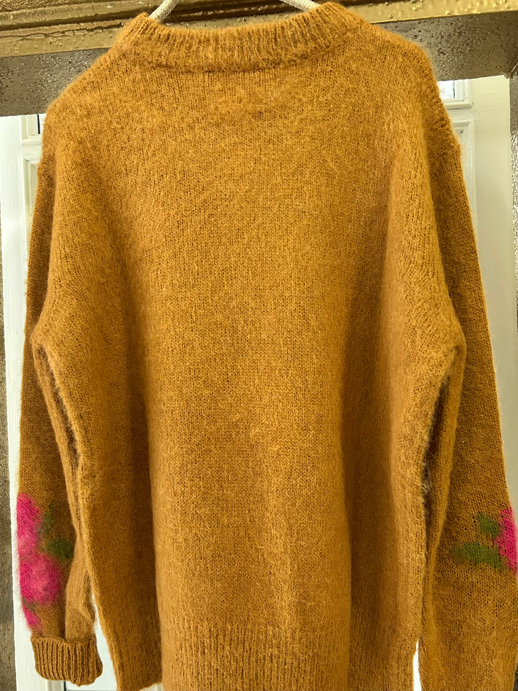 Floor pullover