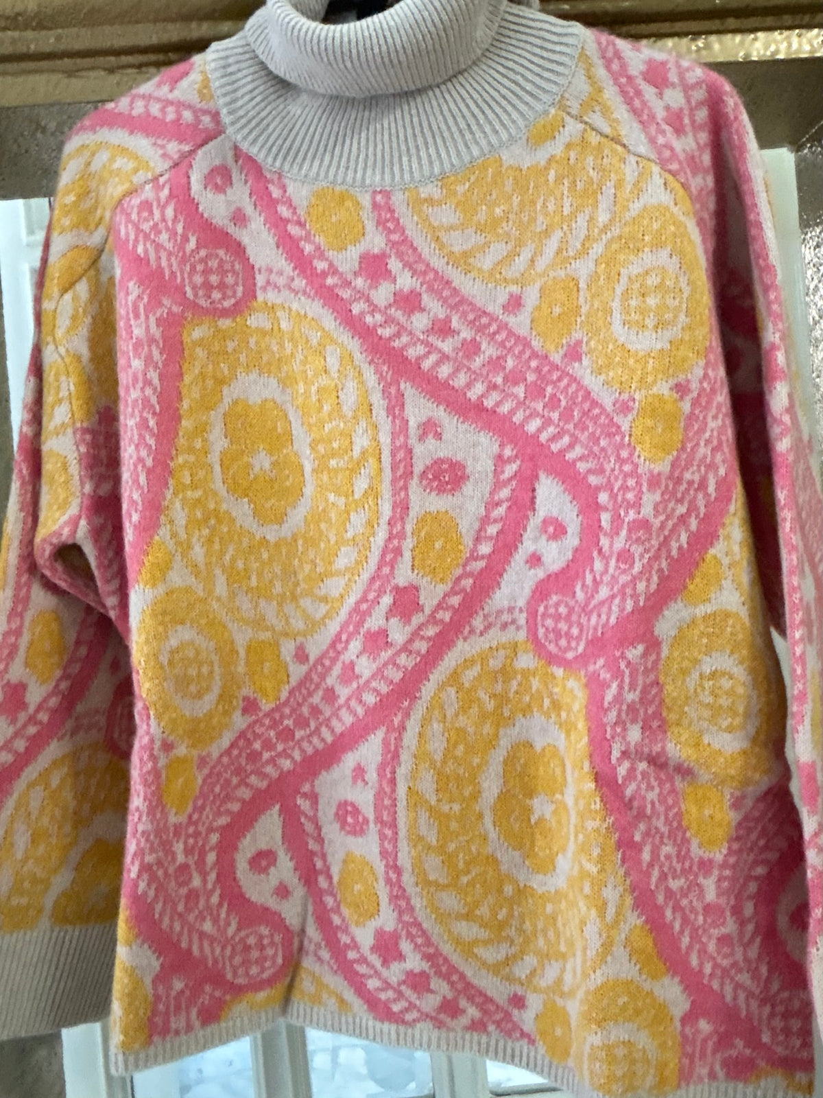 Floor pullover