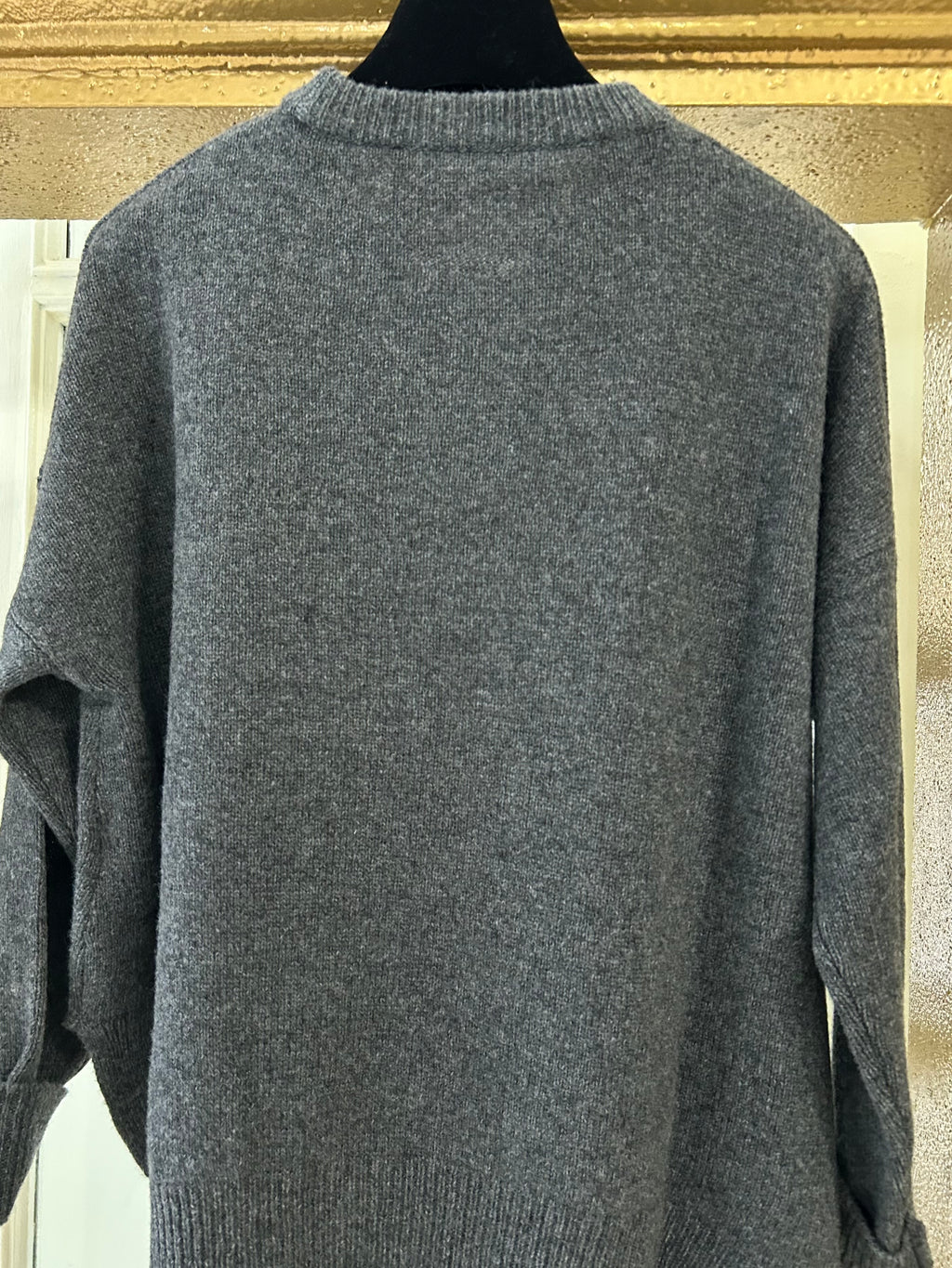 Floor pullover