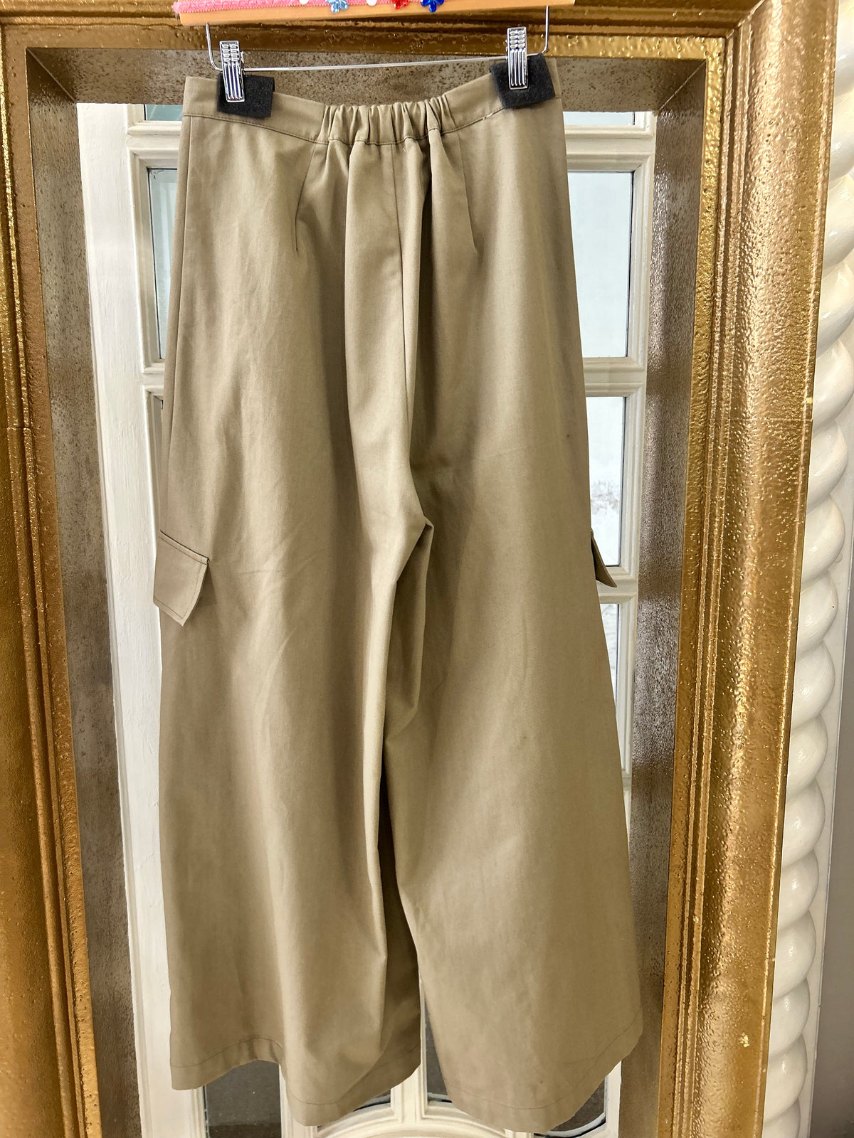 Pantalone Manesera