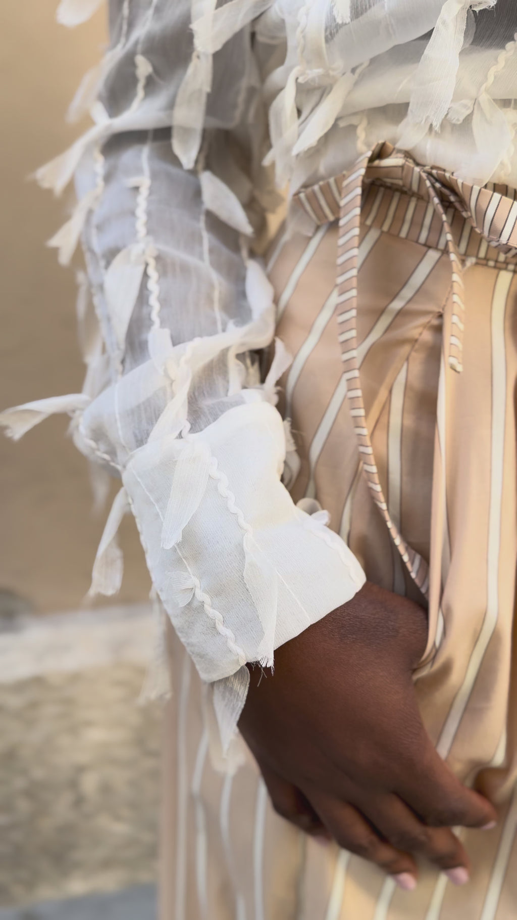 Camicia con petali in tessuto - Milva Mi